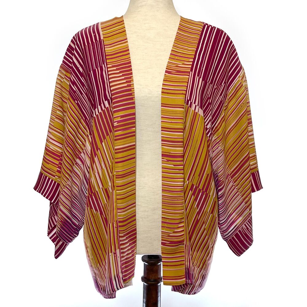 CAbi Medium Geo Print Kimono Jacket